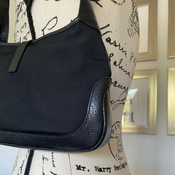 ✨SOLD!✨SALE✨Gucci Jackie O RARE! Leather Nylon Bag - Picture 9 of 16